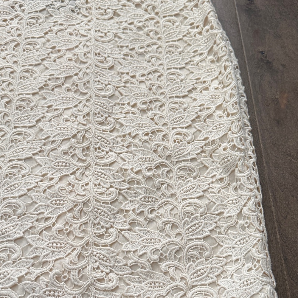 NWT Talbots Cream Lace Pencil Skirt - Picture 3 of 6